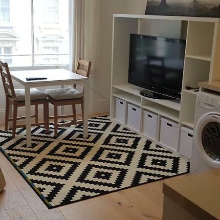 לונדון Luxury One Bed Apartment Next To Hyde Park מראה חיצוני תמונה