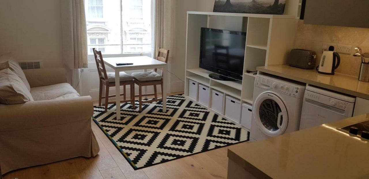 לונדון Luxury One Bed Apartment Next To Hyde Park מראה חיצוני תמונה
